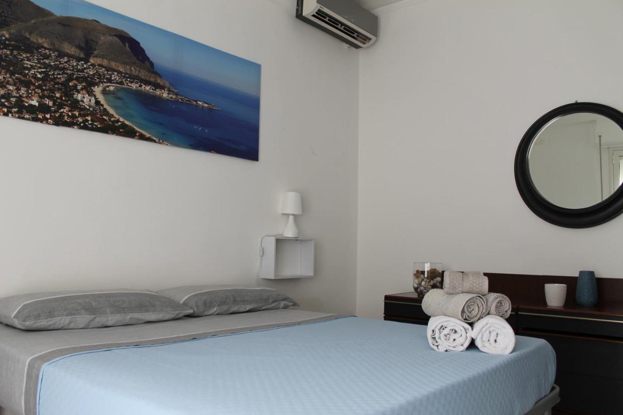 Casa Vacanza Peppino! Palermo Esterno foto